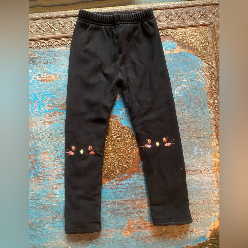 3 item bundle for $15✨create your bundle and send to me Kids velvet lined sweats